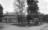 The Royal Oak, Oak Hill, Highams Park, Chingford, London. c.1907.