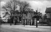 Water House and Entrance to Lloyd Park, Forest Road, Walthamstow, London. c.1910.