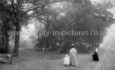 Hollow Ponds, Whipps Cross Road, Whipps Cross, Leytonstone, London. c.1906.