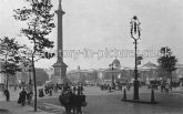 Trafalgar Square, London, c.1915.
