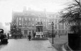 The Fountain, Finsbury Square, London. c.1905.
